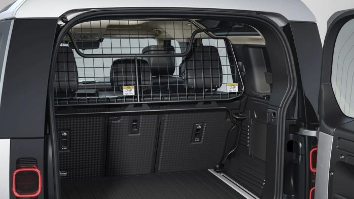 VPLES0612 - Land Rover Loadspace Partition - Half Height, 110