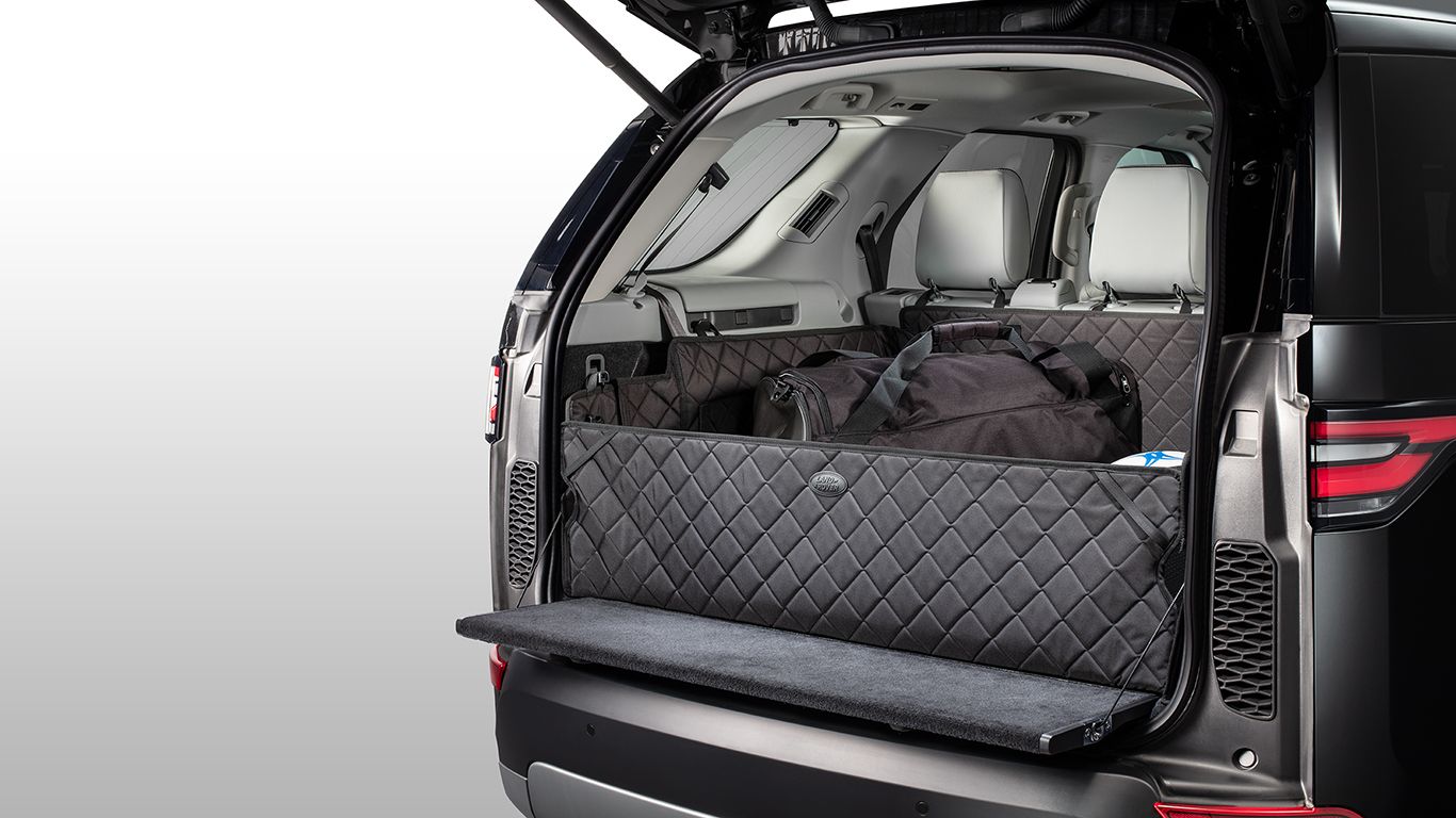 Discovery 5 2017 Quilted Loadspace Liner, Land Rover Accessories