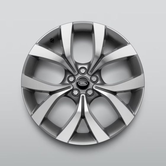 Alloy Wheel - 20" Style 5076, 5 split-spoke, Diamond Turned finish